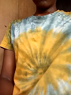 Snapshot of venuki_ihalagamage chatting on 02-27-26, 06:02 venuki ihalagamage online show from 02-27-26, 06:02