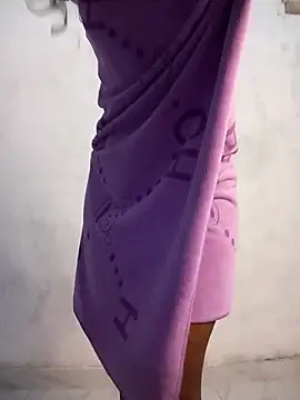 Snapshot of venuki_ihalagamage chatting on 02-28-26, 07:04 venuki ihalagamage online show from 02-28-26, 07:04