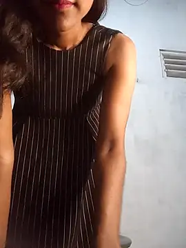 Snapshot of venuki_ihalagamage chatting on 03-03-26, 04:46 venuki ihalagamage online show from 03-03-26, 04:46