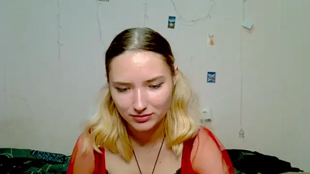 Snapshot of _kikiclark__ chatting on 09-26-25, 08:35 kikiclark online show from 09-26-25, 08:35