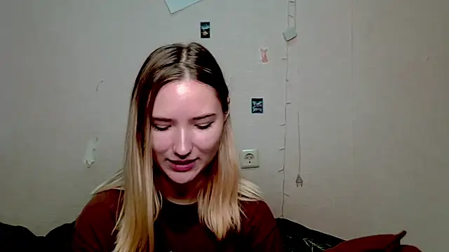 Snapshot of _kikiclark__ chatting on 10-10-25, 08:52 kikiclark online show from 10-10-25, 08:52