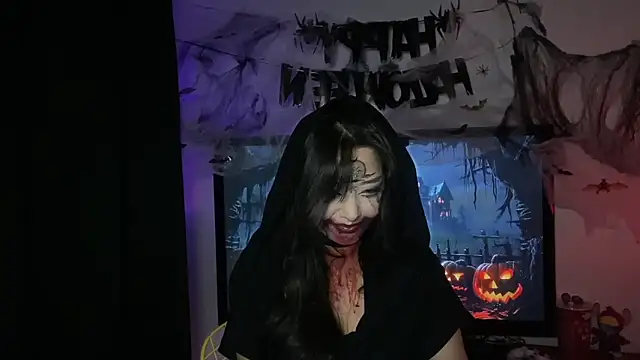 Snapshot of WonderMira chatting on 10-25-25, 01:51 WonderMira online show from 10-25-25, 01:51