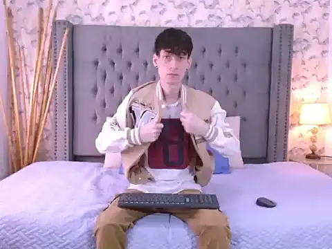 Luke Carter online show from 09-22-25, 01:02