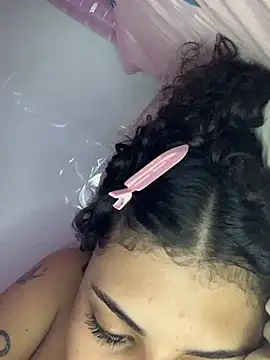 luluzinhax online show from 02-20-26, 05:26