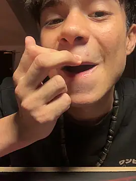 Snapshot of OopsAgain_ chatting on 12-21-25, 12:29 OopsAgain online show from 12-21-25, 12:29