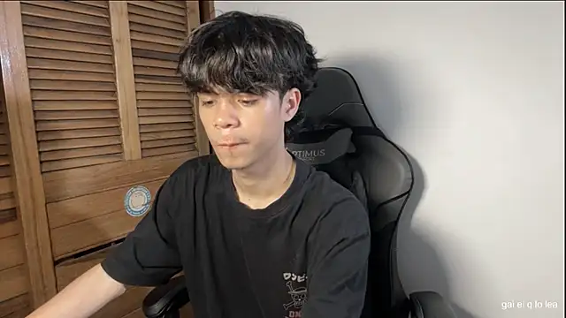 Snapshot of OopsAgain_ chatting on 03-08-26, 06:12 OopsAgain online show from 03-08-26, 06:12