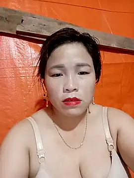 Snapshot of sumy-00 chatting on 10-04-25, 01:31 sumy-00 online show from 10-04-25, 01:31