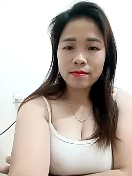 Snapshot of sumy-00 chatting on 11-30-25, 01:48 sumy-00 online show from 11-30-25, 01:48