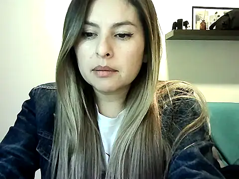 Valery  Rouse  online show from 07-29-26, 12:31