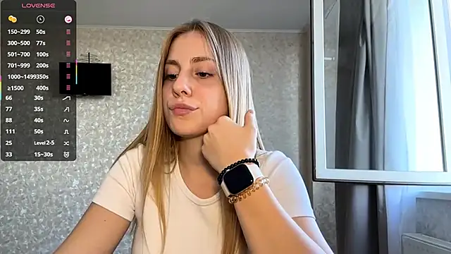 DreamyOlivia online show from 09-15-25, 01:22