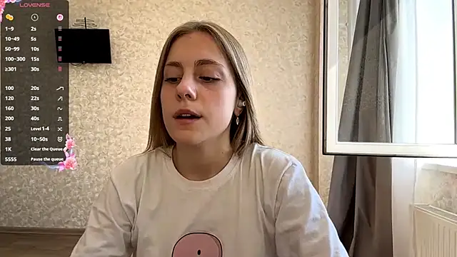 DreamyOlivia online show from 09-21-25, 09:22