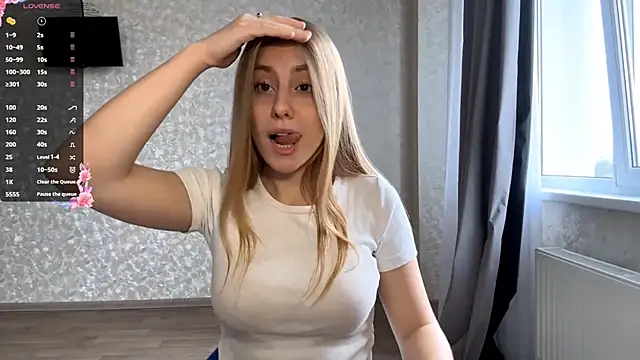 DreamyOlivia online show from 10-11-25, 10:47