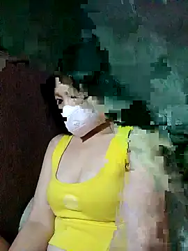 Snapshot of VanGau031694 chatting on 10-07-25, 07:49 VanGau031694 online show from 10-07-25, 07:49