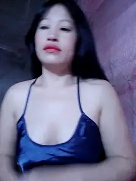 Snapshot of VanGau031694 chatting on 10-19-25, 04:29 VanGau031694 online show from 10-19-25, 04:29