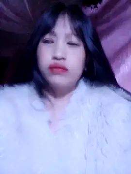 Snapshot of VanGau031694 chatting on 12-15-25, 06:28 VanGau031694 online show from 12-15-25, 06:28