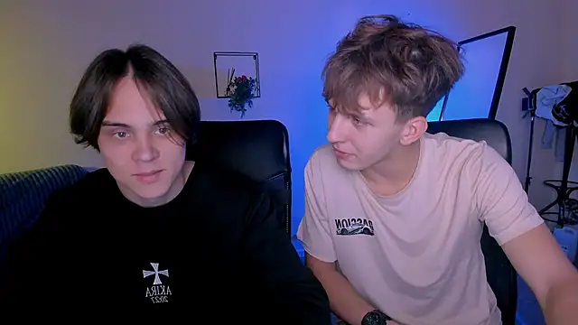 travis wolf  online show from 09-23-25, 08:23