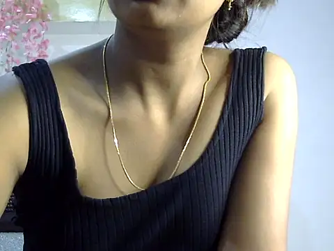 Snapshot of Darlo99 chatting on 09-13-25, 05:46 Darlo99 online show from 09-13-25, 05:46