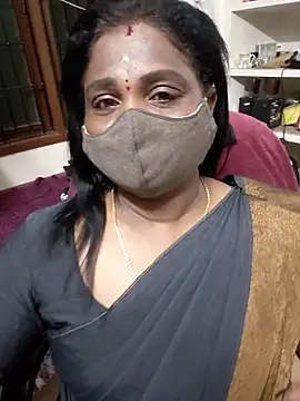 Snapshot of Tamil_Kavitha10 chatting on 11-22-25, 03:11 Tamil Kavitha10 online show from 11-22-25, 03:11