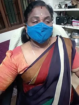 Snapshot of Tamil_Kavitha10 chatting on 11-26-25, 03:35 Tamil Kavitha10 online show from 11-26-25, 03:35