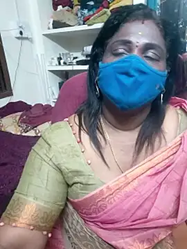 Snapshot of Tamil_Kavitha10 chatting on 12-03-25, 07:34 Tamil Kavitha10 online show from 12-03-25, 07:34