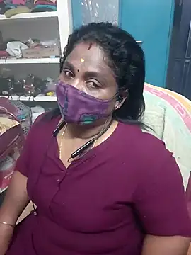 Snapshot of Tamil_Kavitha10 chatting on 01-07-26, 02:41 Tamil Kavitha10 online show from 01-07-26, 02:41