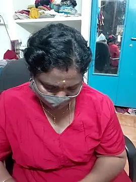 Snapshot of Tamil_Kavitha10 chatting on 02-18-26, 02:35 Tamil Kavitha10 online show from 02-18-26, 02:35