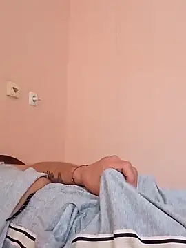 Snapshot of Gunai78 chatting on 03-28-26, 03:55 Gunai78 online show from 03-28-26, 03:55