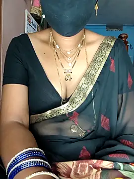Snapshot of SindhuHappy chatting on 04-29-26, 11:44 SindhuHappy online show from 04-29-26, 11:44