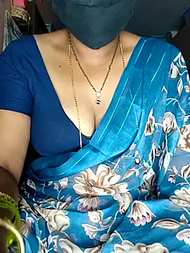 Snapshot of SindhuHappy chatting on 05-01-26, 11:31 SindhuHappy online show from 05-01-26, 11:31