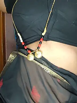 Snapshot of SindhuHappy chatting on 05-15-26, 11:56 SindhuHappy online show from 05-15-26, 11:56