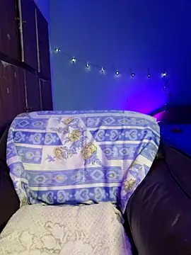 royeoy22 online show from 09-28-25, 03:28