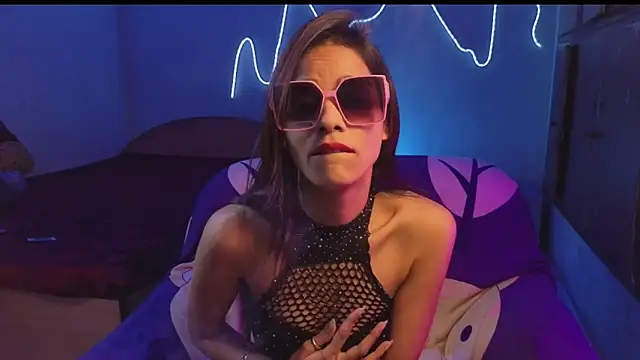 royeoy22 online show from 02-03-26, 10:42