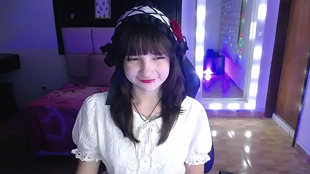  Charlotte Collins  online show from 11-28-25, 02:42