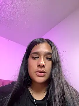 mae nathan  online show from 11-24-25, 05:34