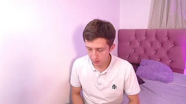 mae nathan  online show from 07-17-26, 12:06