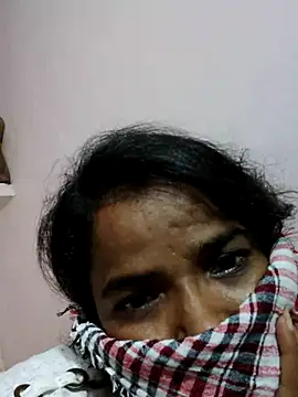 poojasexygirl2007 online show from 09-24-25, 06:11