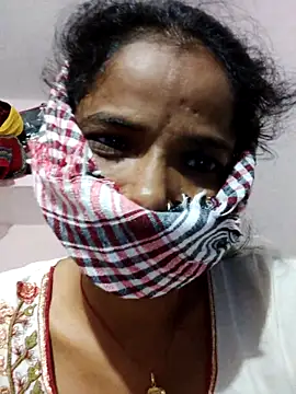 poojasexygirl2007 online show from 09-30-25, 06:18