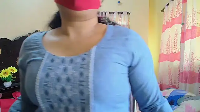 Elena cruz5 online show from 02-15-26, 04:53