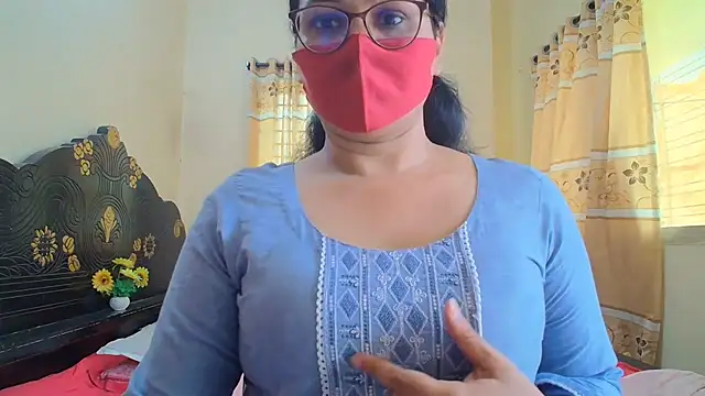 Elena cruz5 online show from 06-12-26, 05:50
