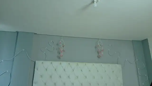 Emma visconti online show from 09-30-25, 12:32