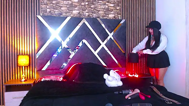 aurora hs online show from 09-19-25, 03:19