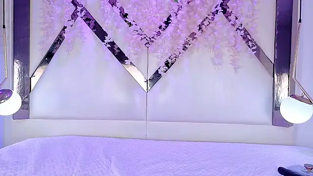 MadameDesade online show from 03-07-26, 08:50