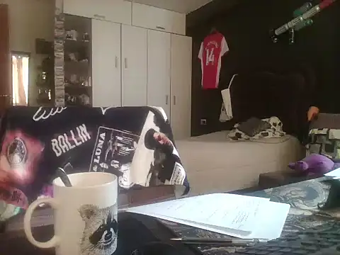 Snapshot of MiaKalifa020102 chatting on 04-08-26, 06:30 MiaKalifa020102 online show from 04-08-26, 06:30