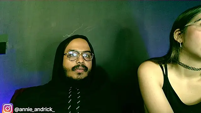 Snapshot of _leda_swan_ chatting on 10-08-25, 01:31 leda swan online show from 10-08-25, 01:31