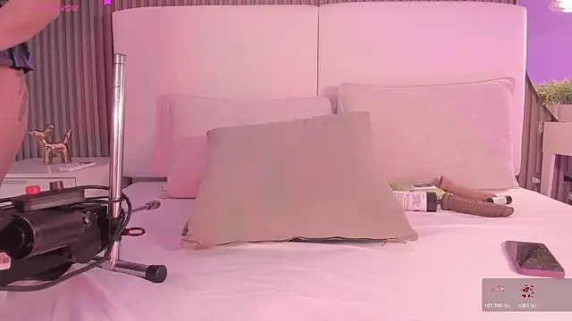 annie clarkson online show from 07-10-26, 08:00