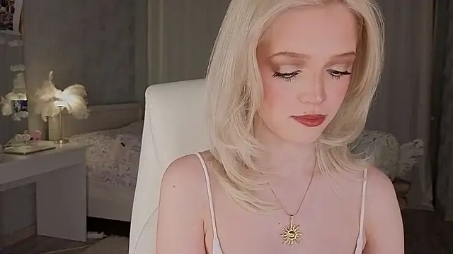 I am joss online show from 04-01-26, 05:32