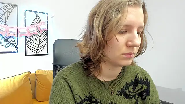 Snapshot of Hailey_Foxy chatting on 01-06-26, 09:46 Hailey Foxy online show from 01-06-26, 09:46