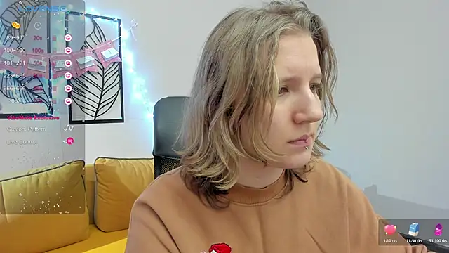 Snapshot of Hailey_Foxy chatting on 01-14-26, 11:49 Hailey Foxy online show from 01-14-26, 11:49