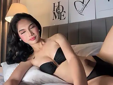 yourladycess  online show from 03-06-26, 04:53