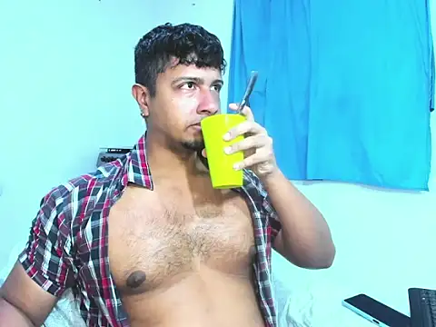 andylemonda1 online show from 10-13-25, 03:01